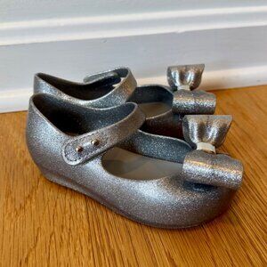 Mini Melisa Silver Glitter Toddler Dress Shoes Size 8 with Bow Ultragirl BB Flat